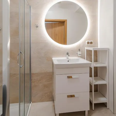 Aquamarina Prima Studio With Sea View By Noclegi Renters Miedzyzdroje Exterior photo